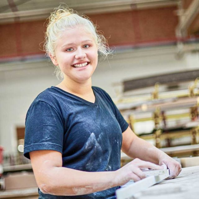 Nadine Fehmer – Produktion – Hoffmann Interior