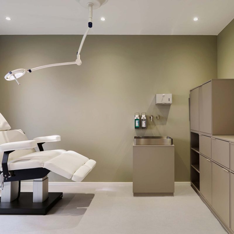 Formel Skin – Hautpflege und Dermatologie unter einem Dach – Referenz – Hoffmann Interior