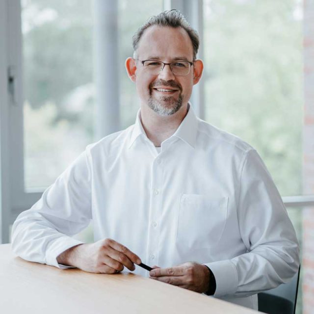 Stefan Hoffmann – Export | Logistics | IT – Prokurist – Hoffmann Interior