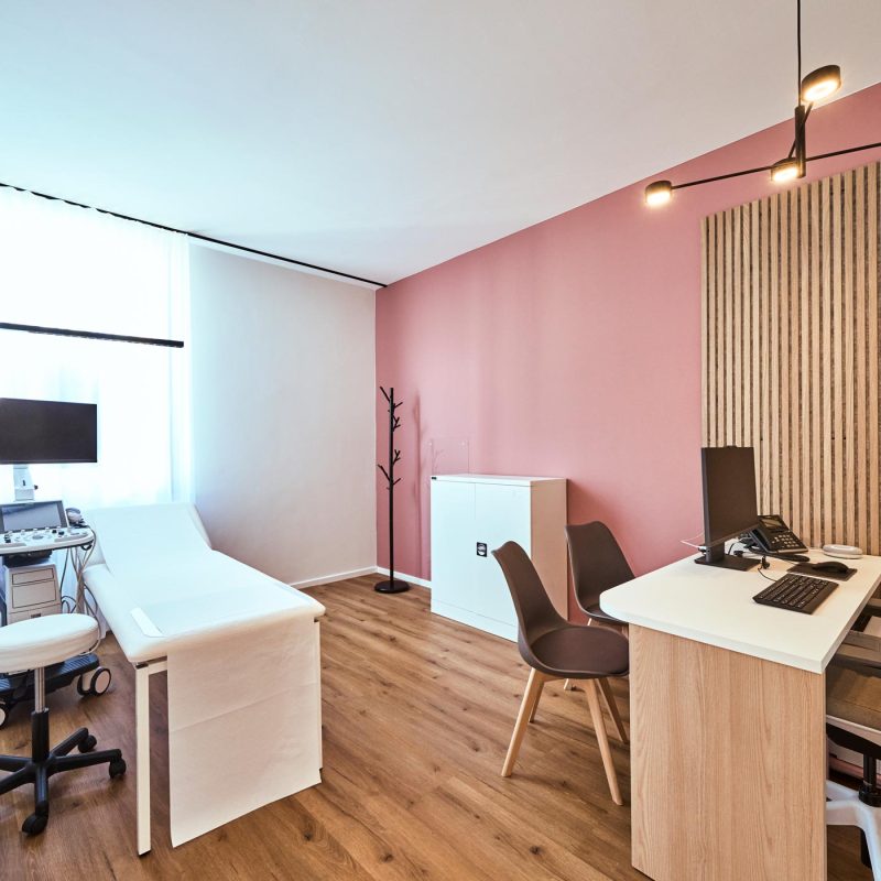 Avi Medical – 33 moderne Hausarztpraxen an sechs Standorten umgesetzt – Hoffmann Interior