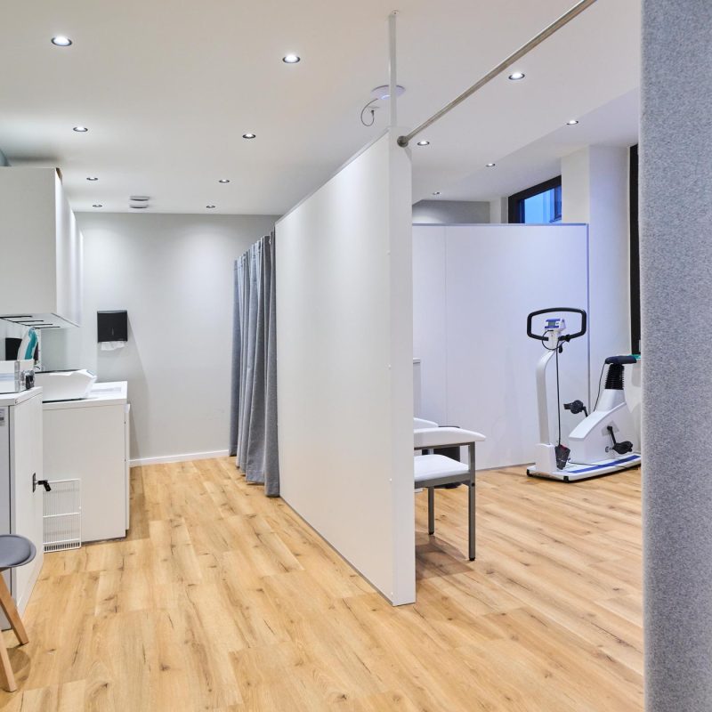 Avi Medical – 33 moderne Hausarztpraxen an sechs Standorten umgesetzt – Hoffmann Interior