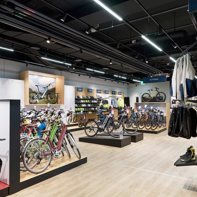 M-way der Swiss E-Mobility Group – Fünf Stores in fünf Monaten – Hoffmann Interior