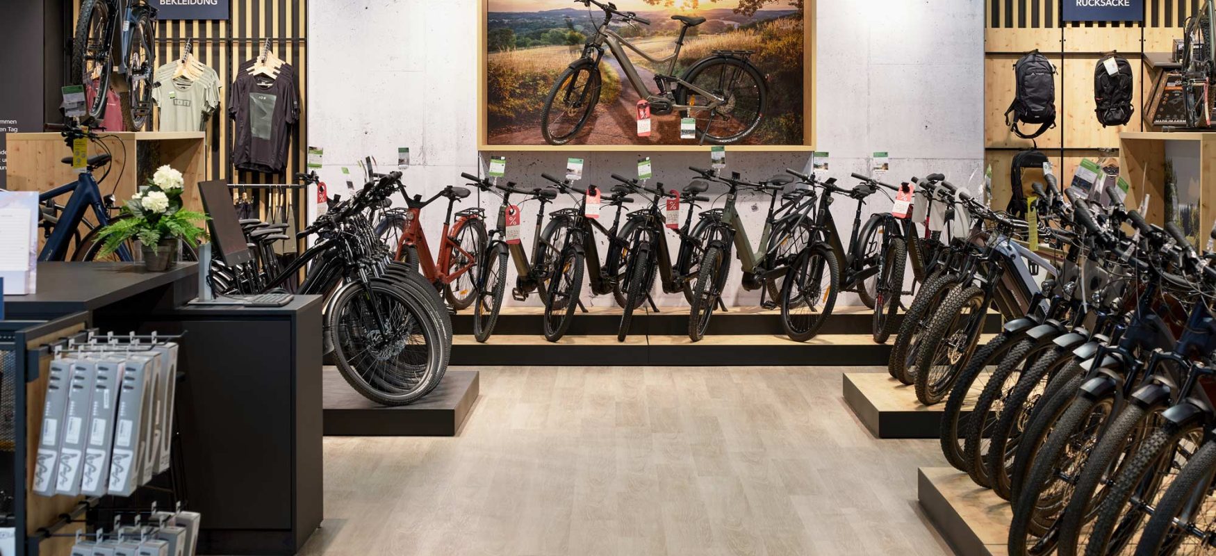 M-way der Swiss E-Mobility Group – Fünf Stores in fünf Monaten – Hoffmann Interior