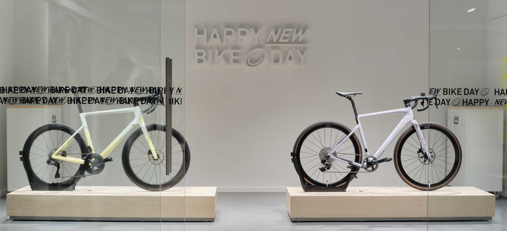 Rose Bikes – Brand Experience Store am Ballindamm in Hamburg: Cycling, Service und Café neu gedacht